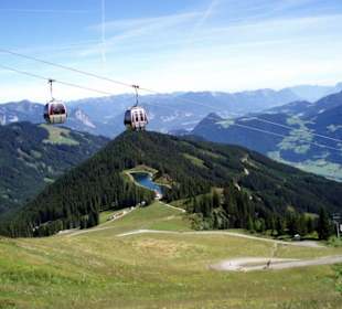Spieljochbahn mit Bergsee