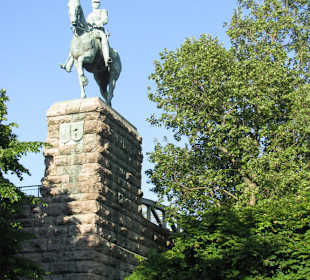 Reiter Standbild an der Hohenzollernbrücke