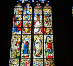 Die Fenster des Langschiffes im Kölner Dom