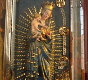 In der Marienkirche in Danzig - die Schöne Madonna