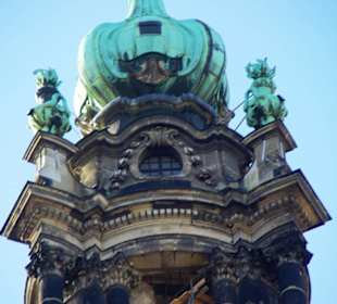 Turmspitze alles in Kupfer