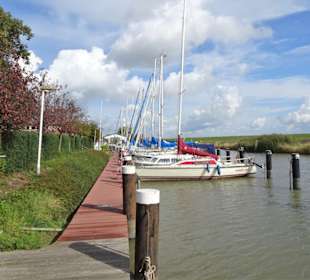 Eindrücke aus dem Hafen Freiburg/Elbe