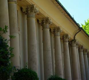 Prachtvoller Säulenbau