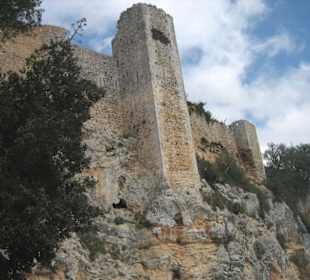Castell de Santueri - vom Parkplatz aus gesehen