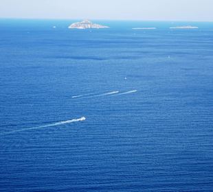 Blick von der Steilküste auf das Mittelmeer