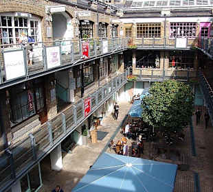 Kingly Court