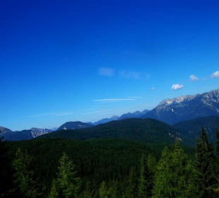 Mit der Zahnradbahn hoch, Seilbahn in Bau