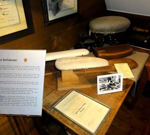 Rundgang durch die Ausstellung des Museums