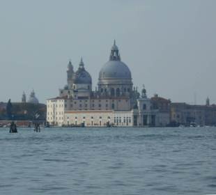 Eine Vaporetto-Fahrt von Lido bis Rialto