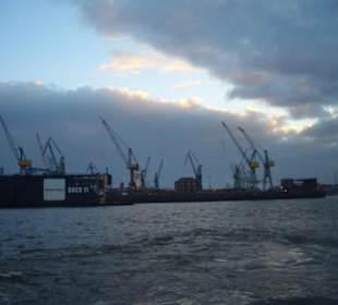 Abendstimmung am Hamburger Hafen