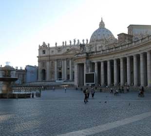 Na Placu Św. Piotra