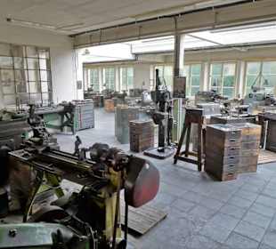 Rundgang durch die Werkhallen der Ventilfabrik