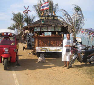 Sing's Beach Bar neben den Evasons
