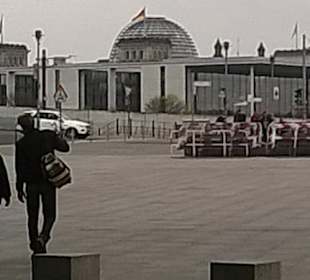 Erster Blick aus dem HBF Berlin