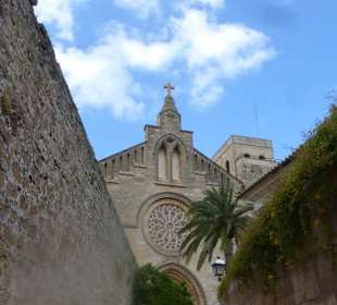 Altstadt mit Kirche San Jaume