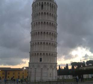 Torre pendente