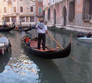 Gondole a venezia