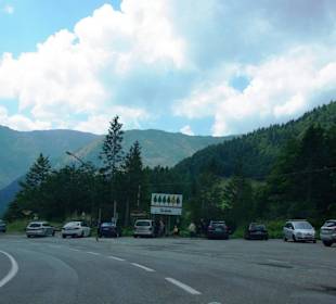 Großer Parkplatz Grenze