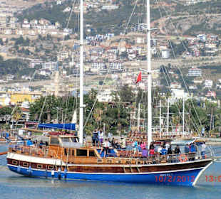 Am Hafen von Alanya