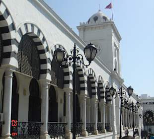 Tunis - Finanzamt -