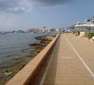Promenade am Intertur Hotel Hawaii Ibiza (Hinterausgang)