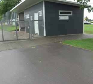 Bitte beschreiben Sie, was auf Ihren Bildern zu se