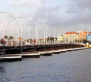 Blick auf die Brücke