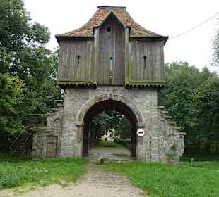 Altes Tor zum Schloss Blüchersruh