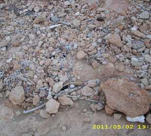 Geröll am Strand vom Kyknos Beach