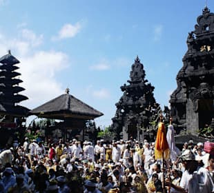 Świątynia Lawah Goa