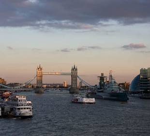 Tamiza i Tower Bridge