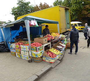 Obst und Gemüse gab es auch