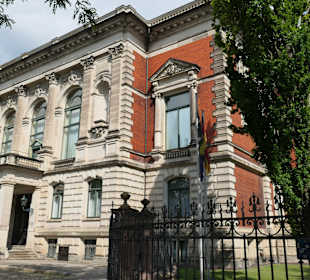 Bei einem Spaziergang durch die Hegelstraße