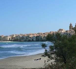 Ansicht von Westen mit Stadtstrand