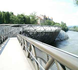 Die Insel im Fluss Mur