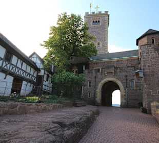 Oberes Burgtor mit Bergfried