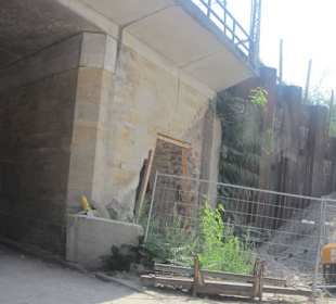 Brücke zum Rhein vor der Verbreiterung