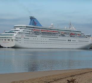 Thomson Majesty am Anleger von Portimao