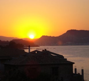 Sonnenuntergang über Zak.Stadt