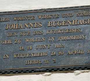 Hinweisschild zum Pfarrer Bugenhagen