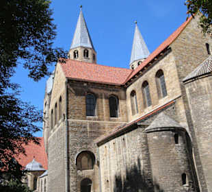 Aussenansicht vom Domplatz