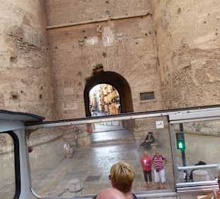 Durchgang durchs Stadttor