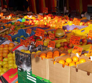 Rundgang über den Wochenmarkt Pferdemarkt