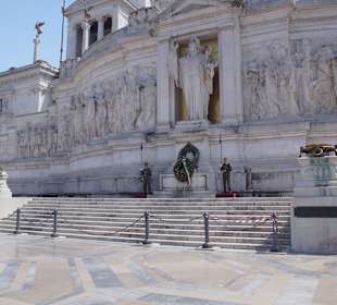 Grab des unbekannten Soldaten mit d. ewigen Flamme