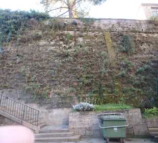 Teil der alten Stadtmauer