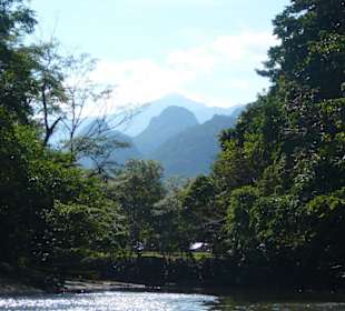 Bootsfahrt auf dem Melinau