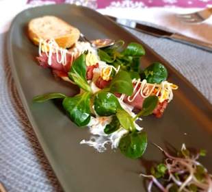 Weihnachtsmenü: Vorspeise Pastrami mit Meerettich