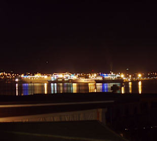 Der Hafen bei Nacht