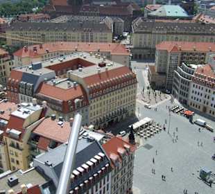 Blick von der Frauenkirche auf den Neumarkt