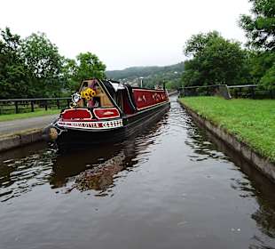 Boat im Gegenverkehr